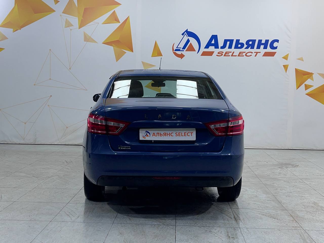 LADA VESTA
