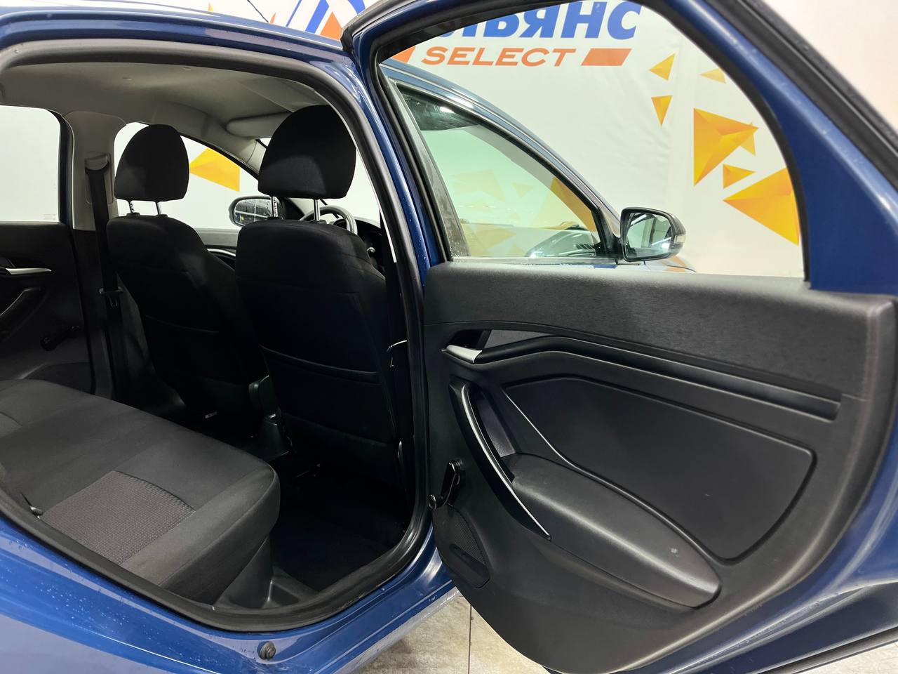 LADA VESTA
