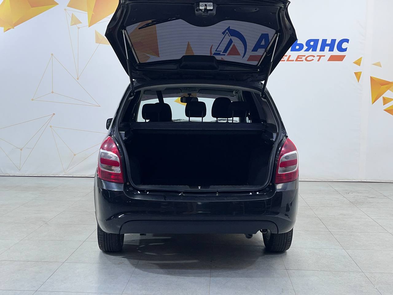 LADA KALINA
