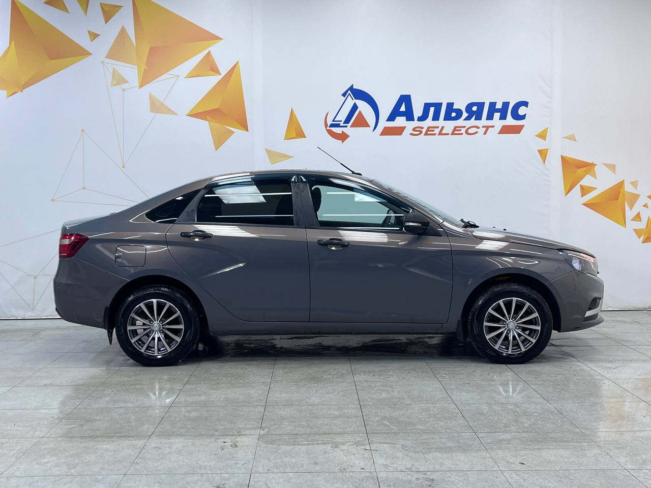 LADA VESTA