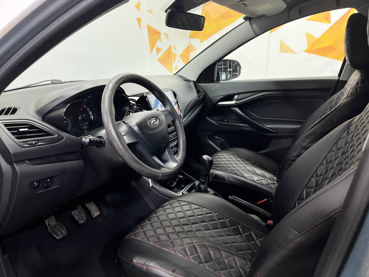 LADA VESTA