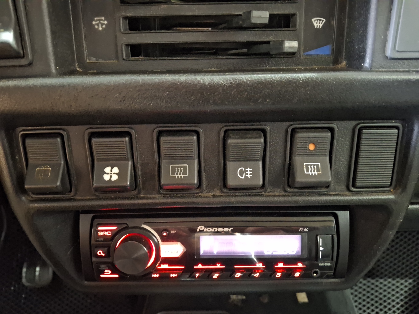LADA 2131 (4X4)