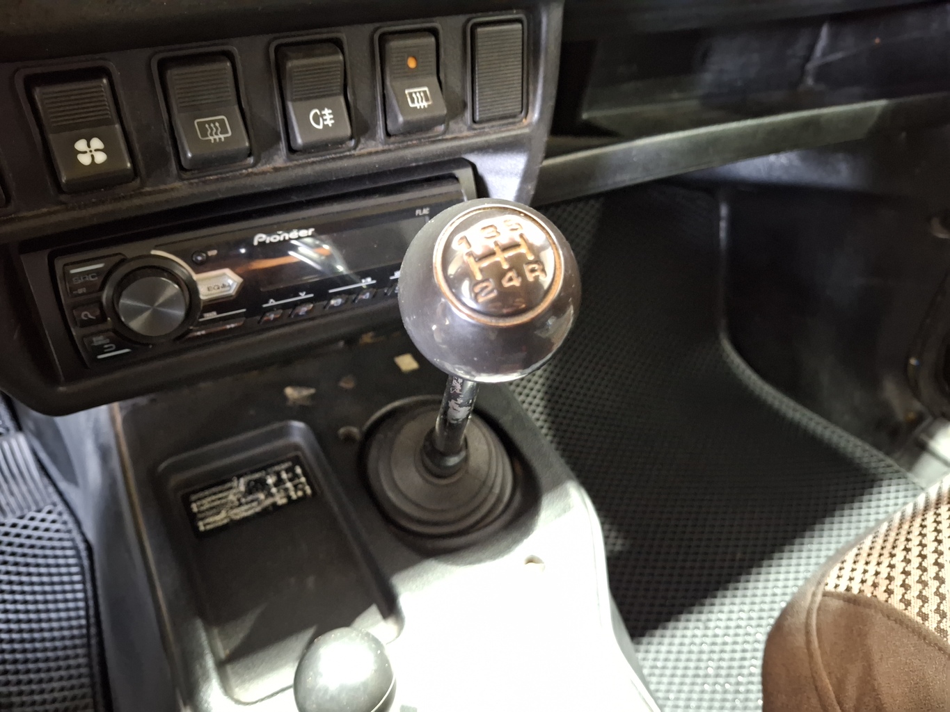 LADA 2131 (4X4)