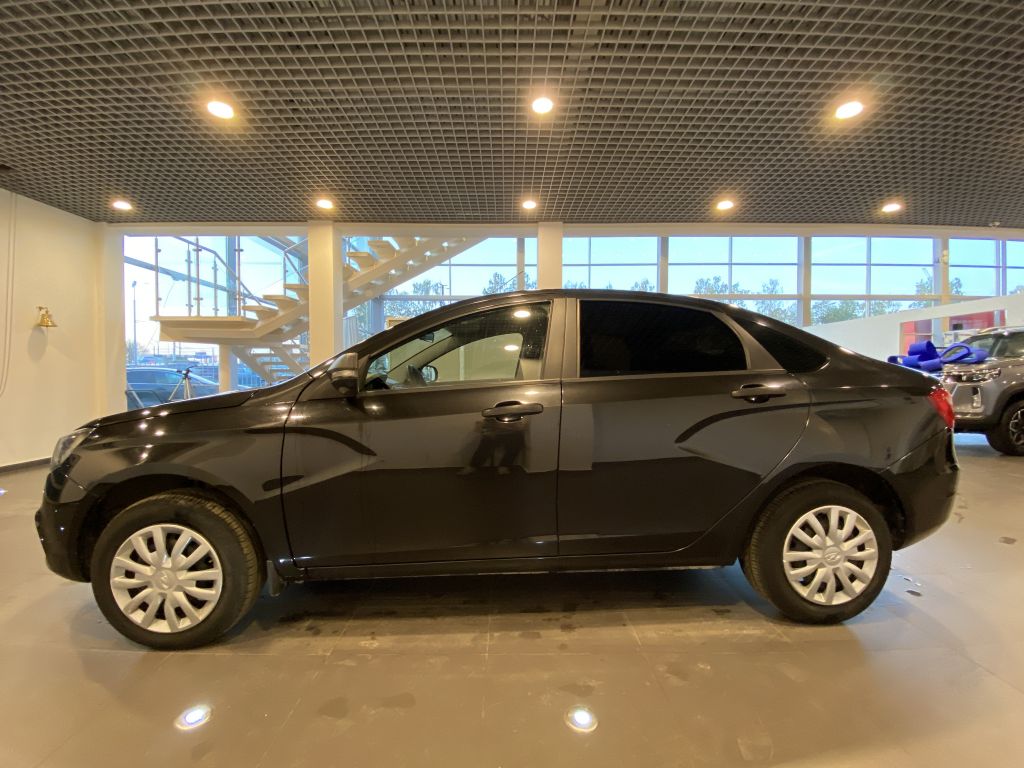 LADA VESTA