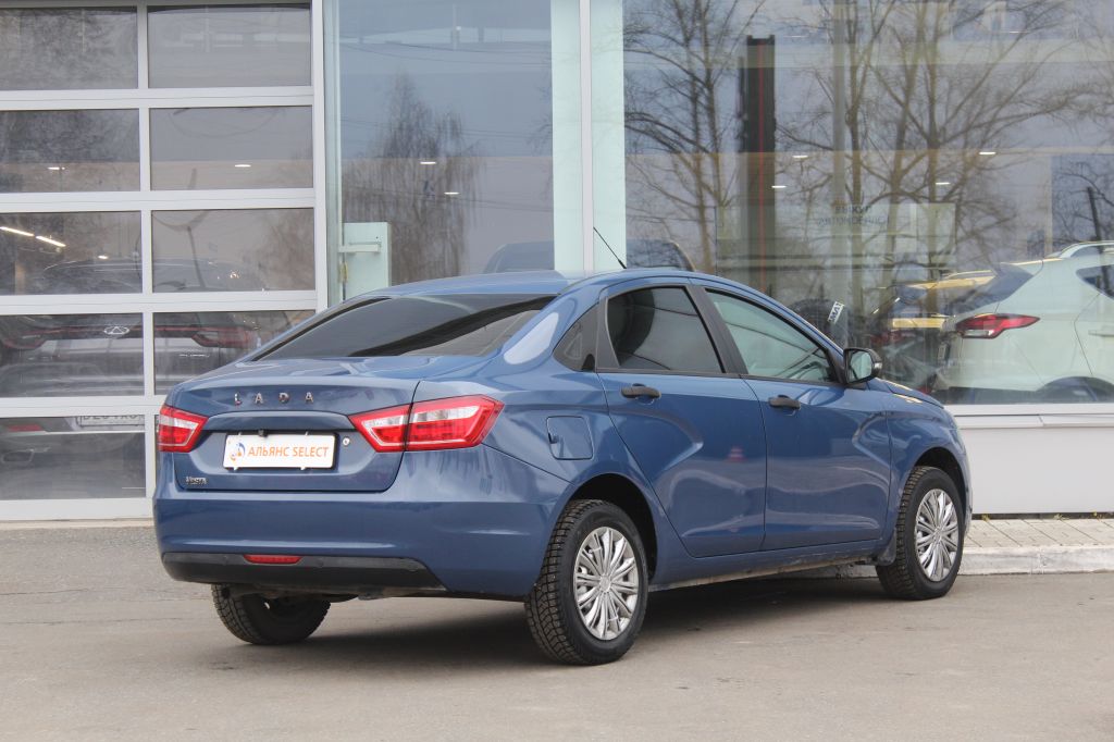 LADA VESTA