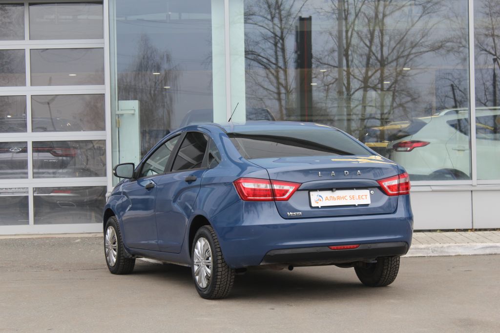 LADA VESTA