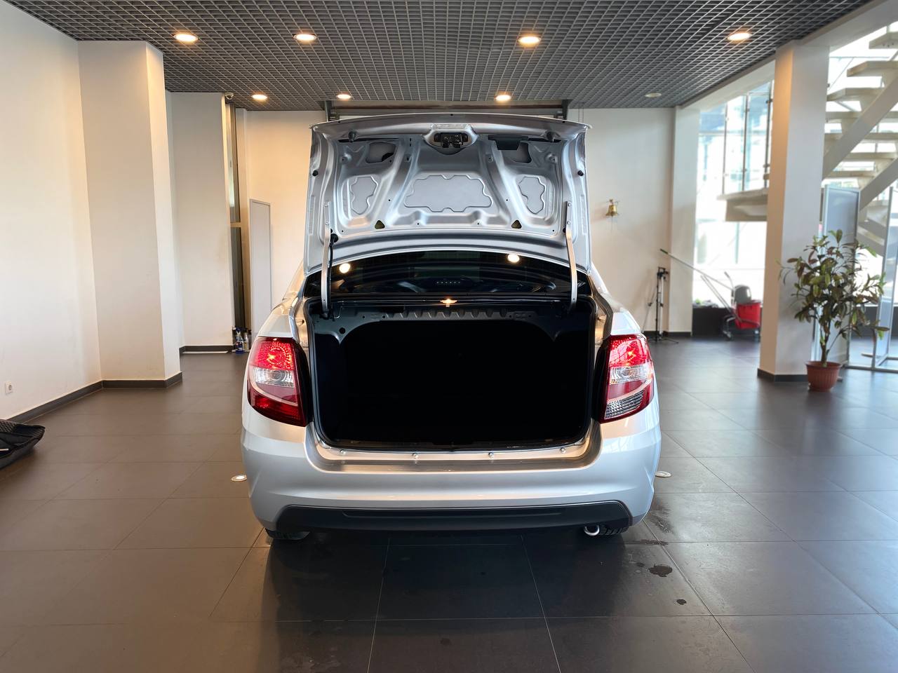 LADA GRANTA