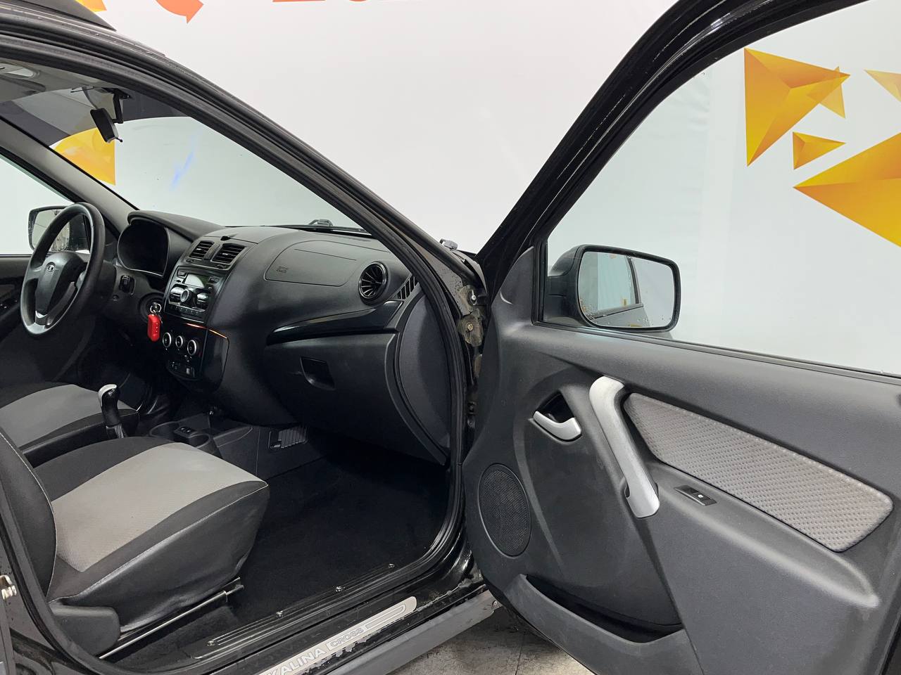 LADA KALINA