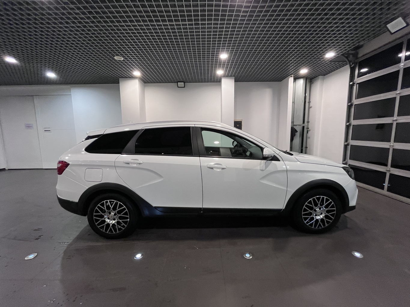 LADA VESTA