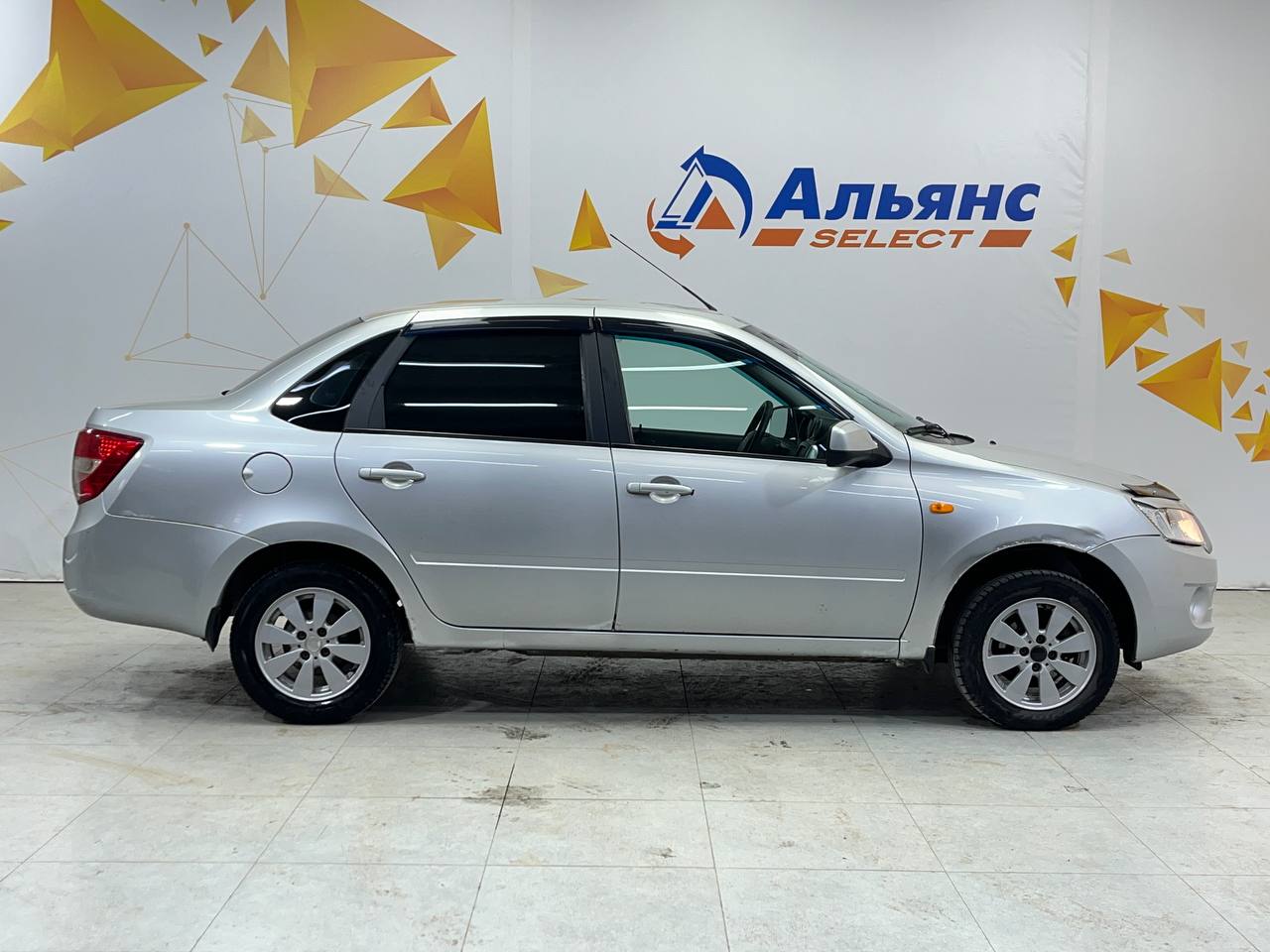 LADA GRANTA