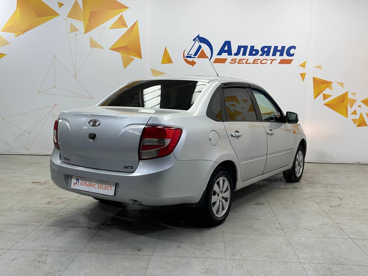 LADA GRANTA