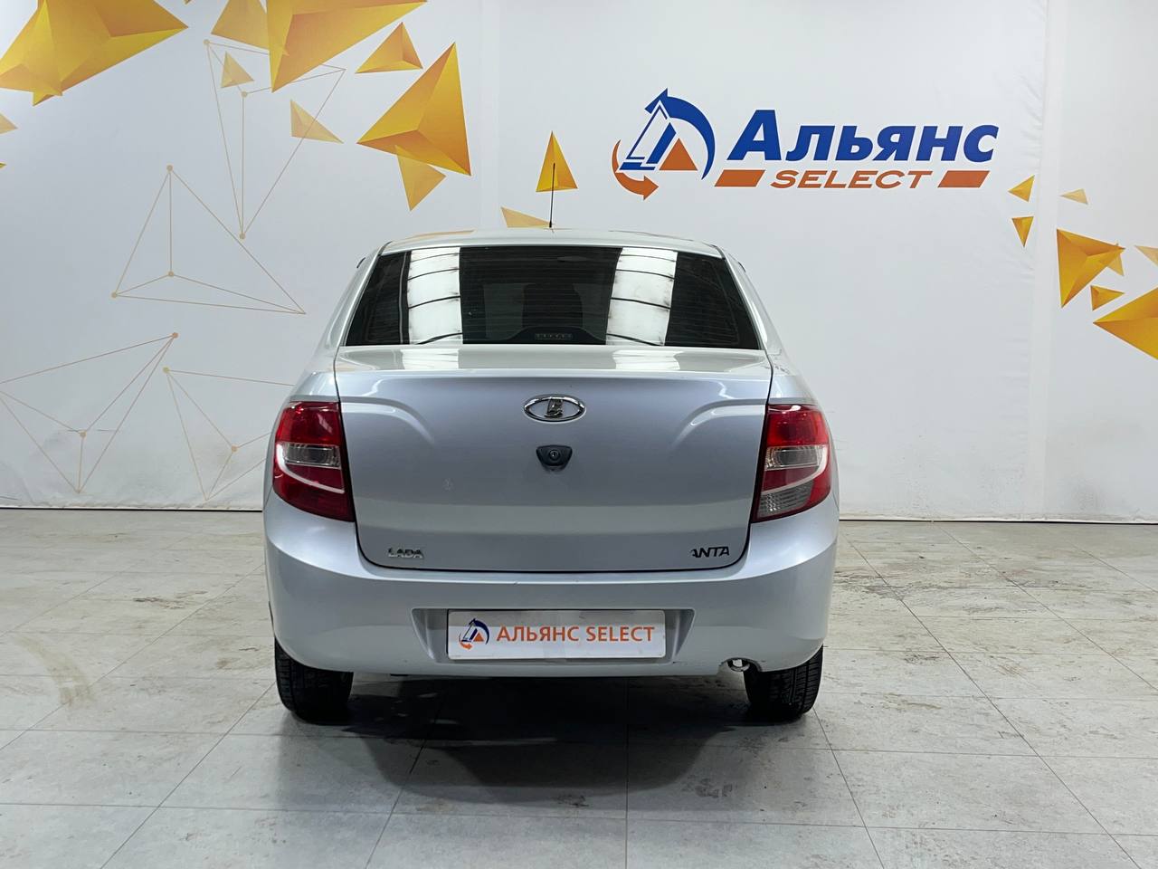 LADA GRANTA