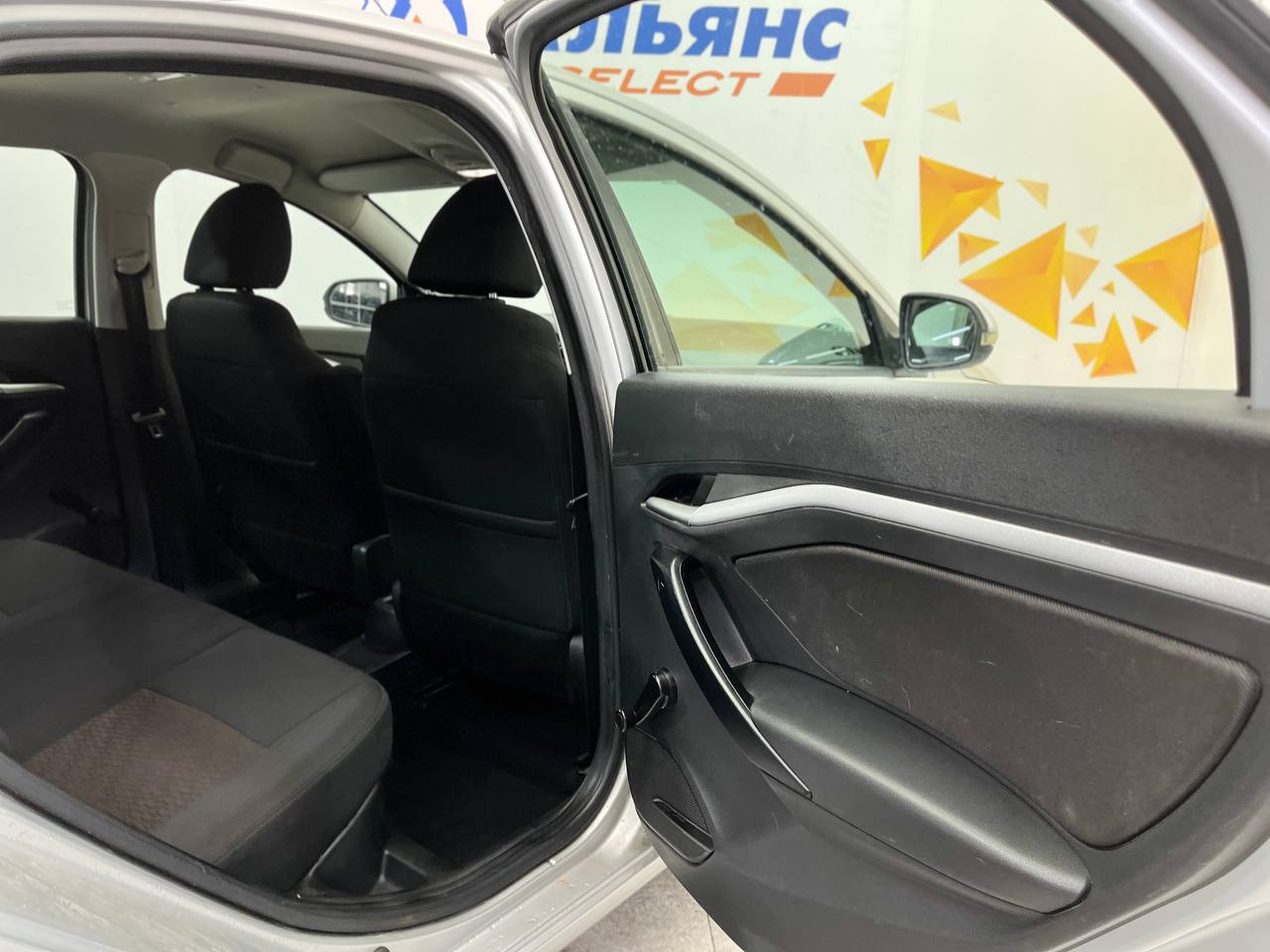 LADA VESTA