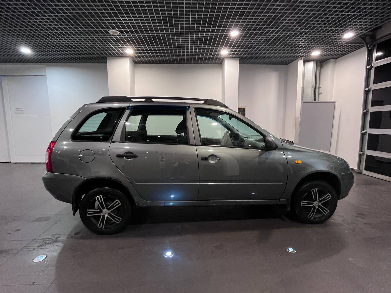 LADA KALINA