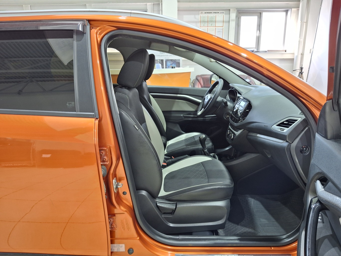 LADA VESTA