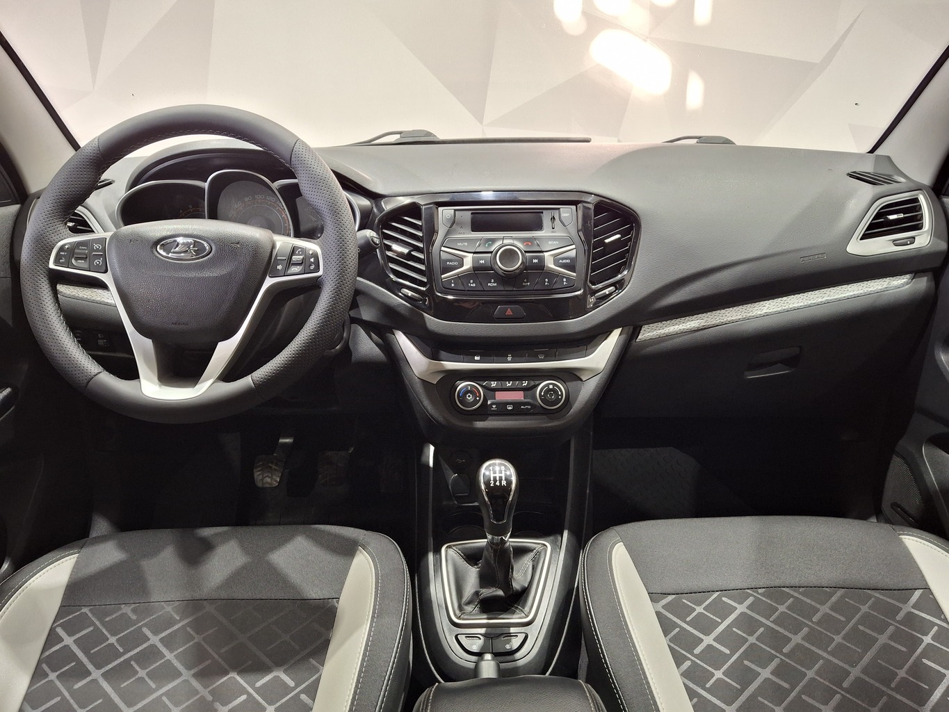LADA VESTA