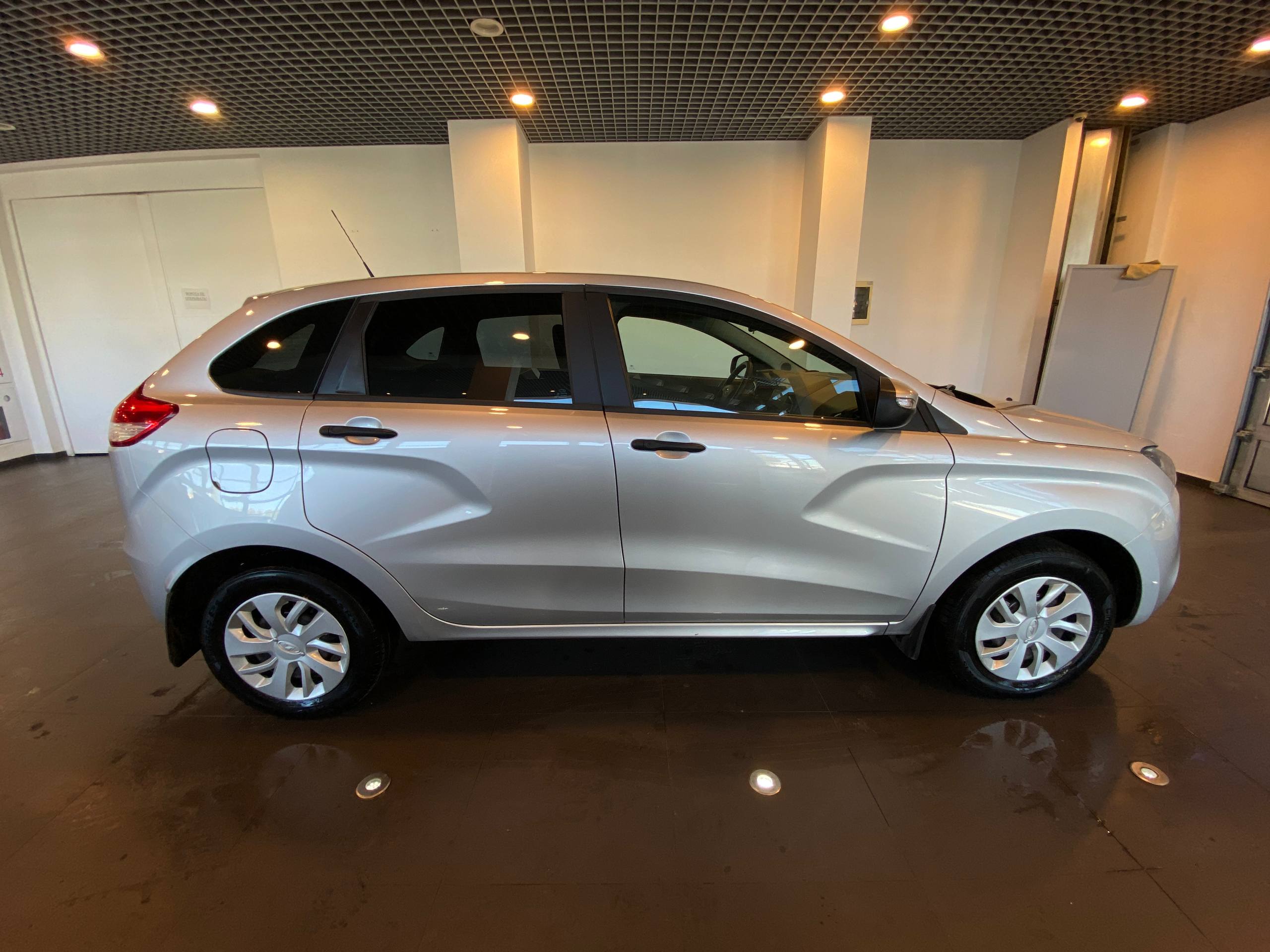 LADA XRAY