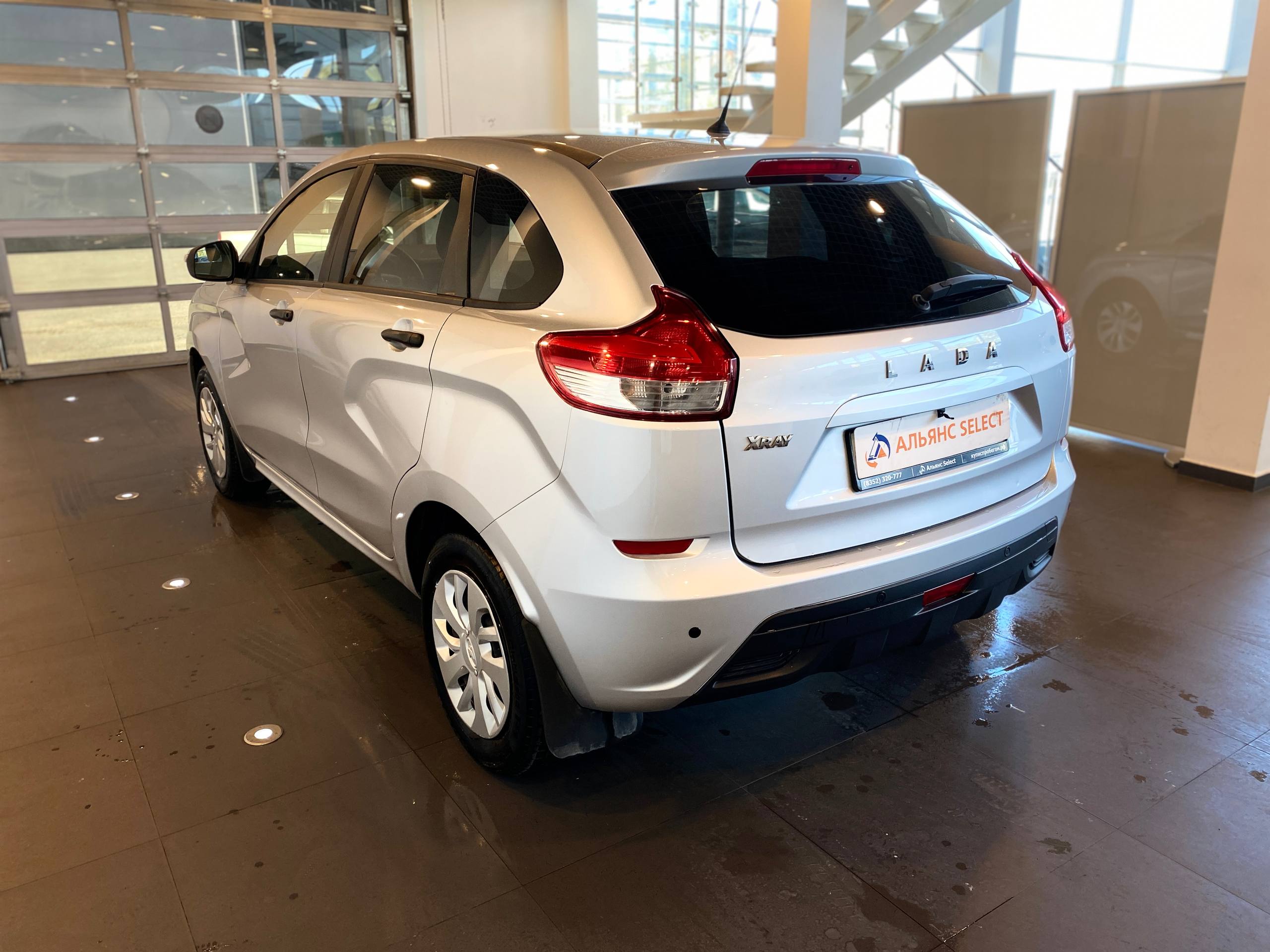LADA XRAY