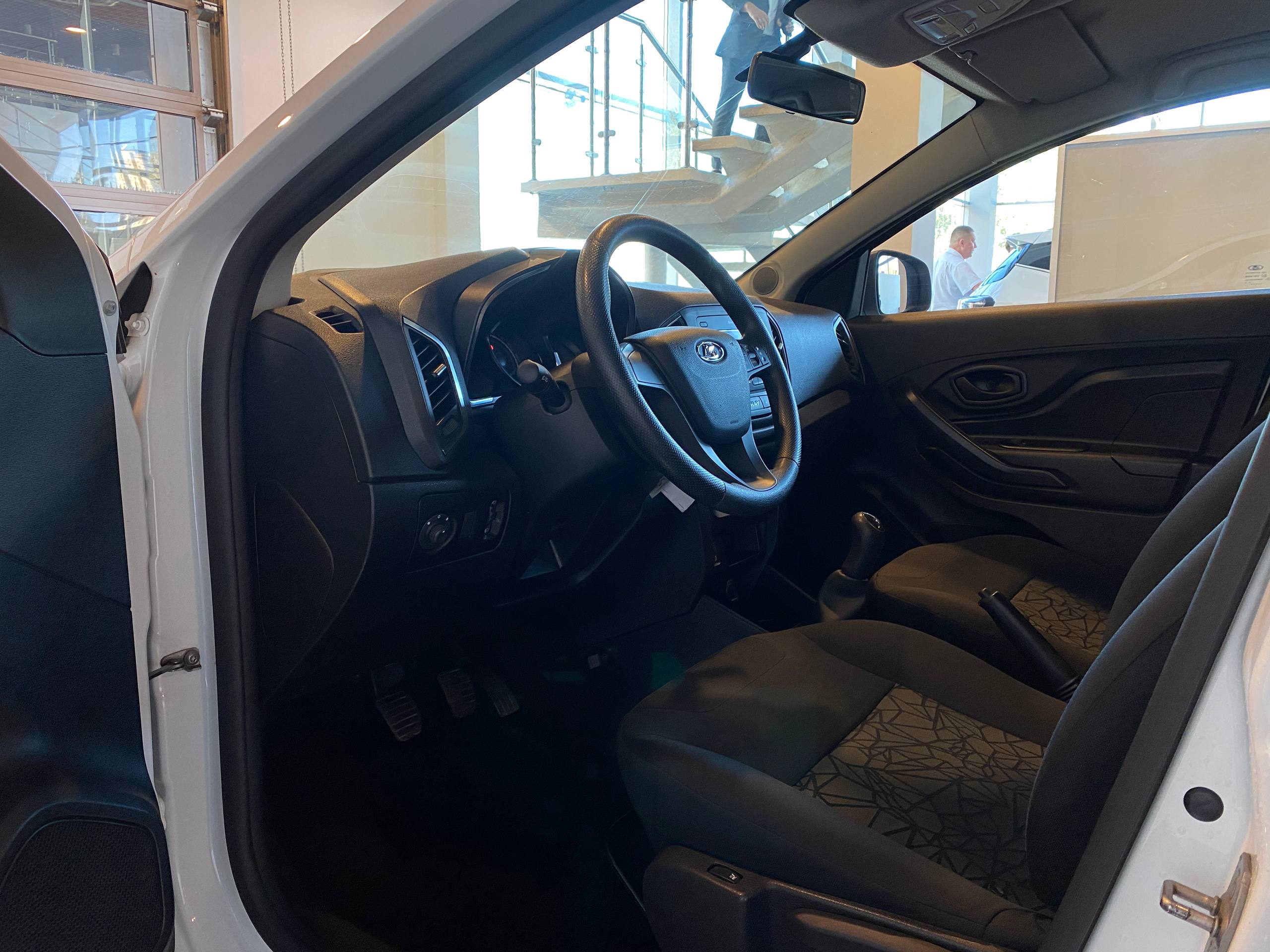 LADA XRAY