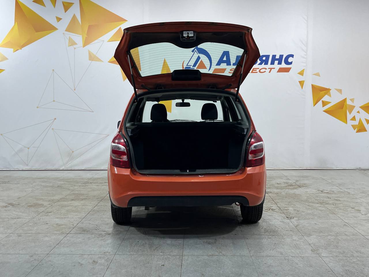 LADA KALINA