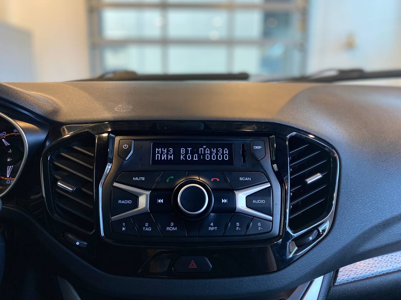 LADA VESTA