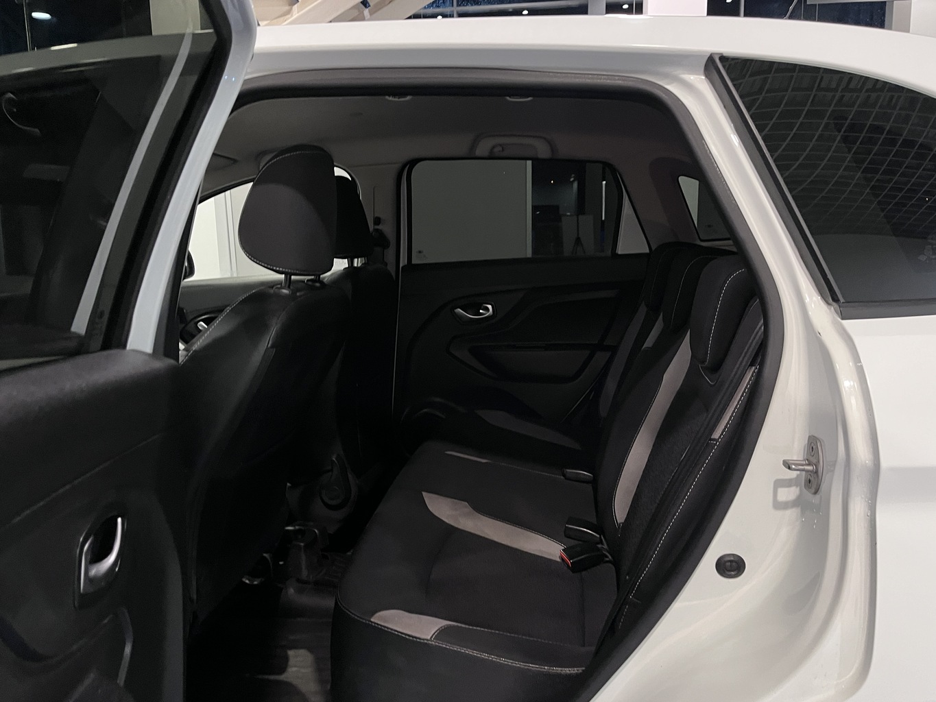 LADA XRAY