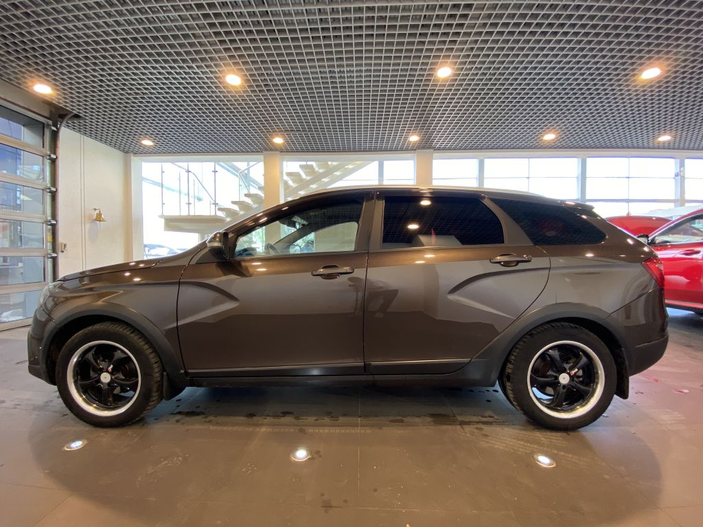 LADA VESTA SW CROSS