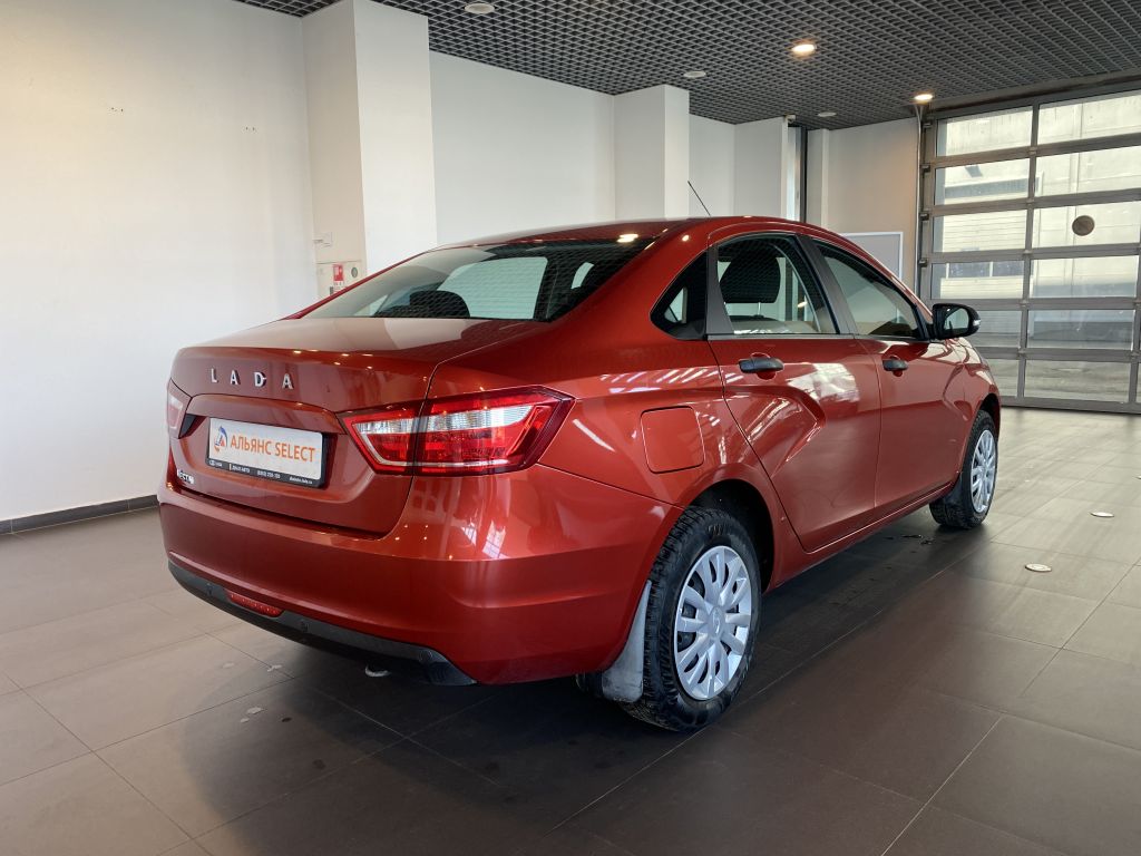 LADA VESTA