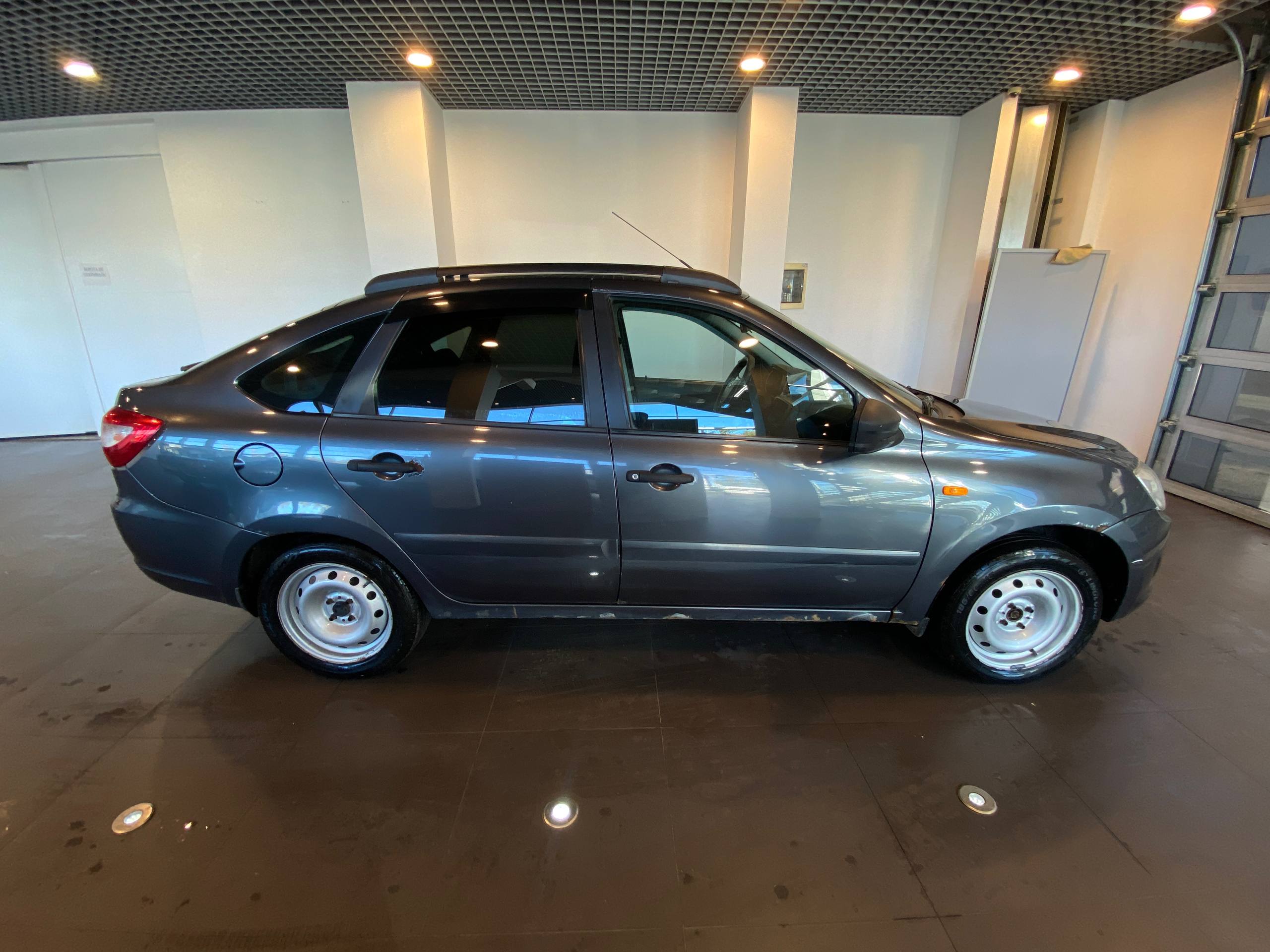 LADA GRANTA