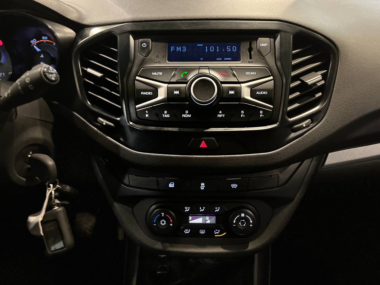 LADA VESTA
