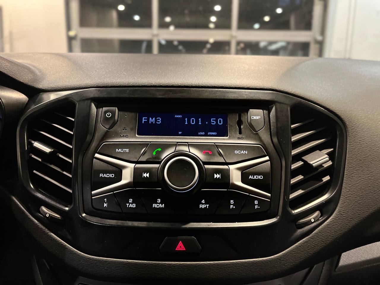 LADA VESTA