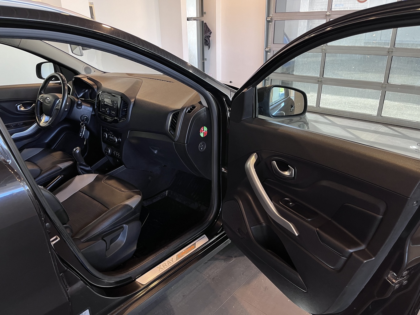 LADA XRAY