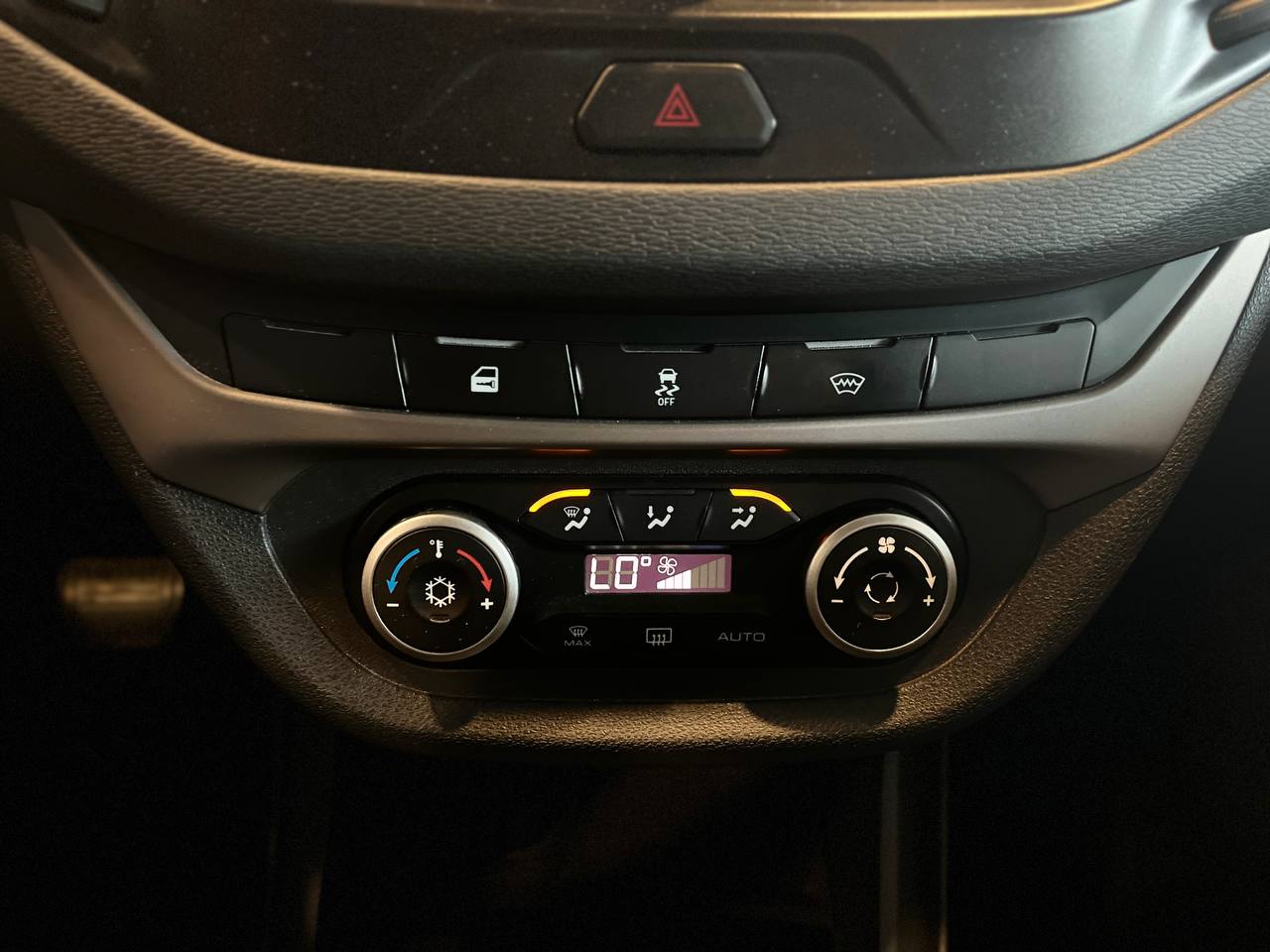 LADA VESTA