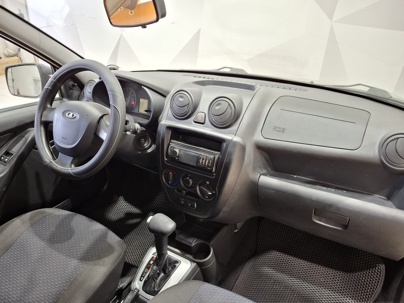 LADA GRANTA