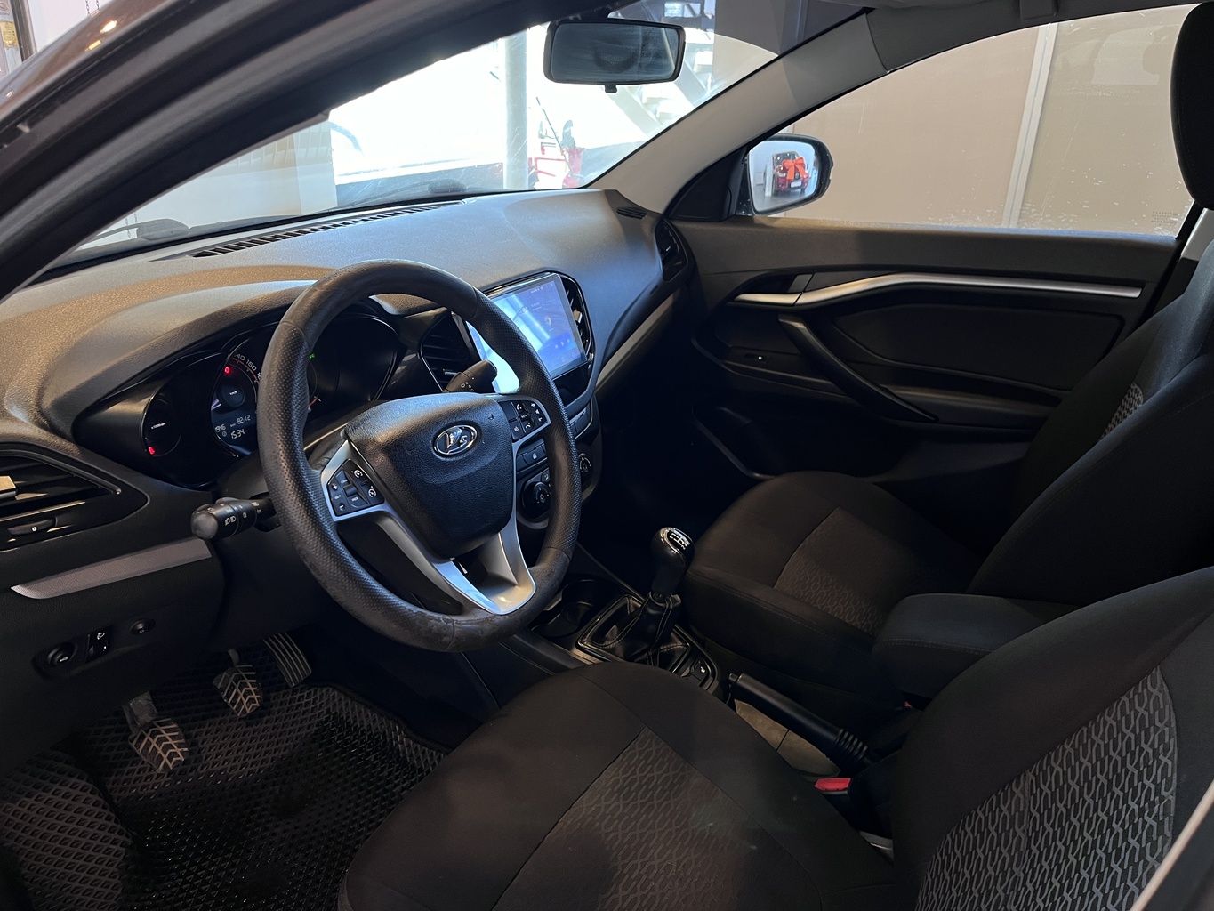 LADA VESTA
