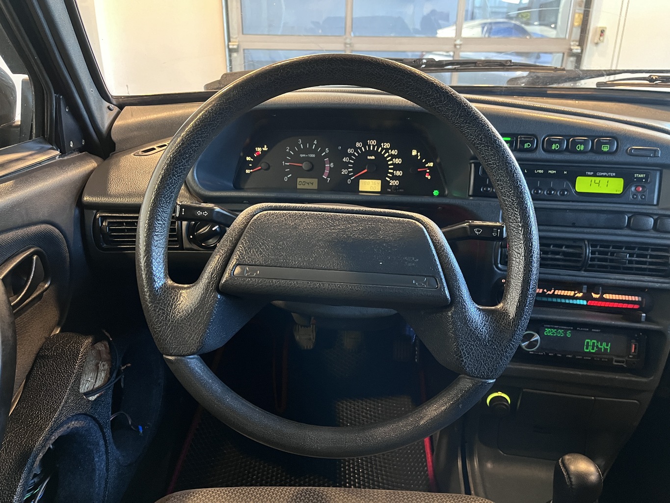 LADA 2114