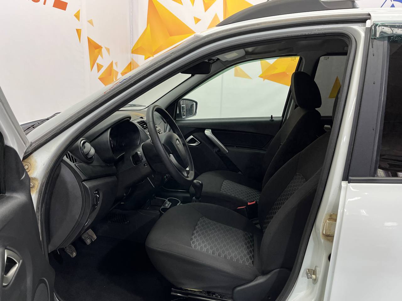 LADA GRANTA