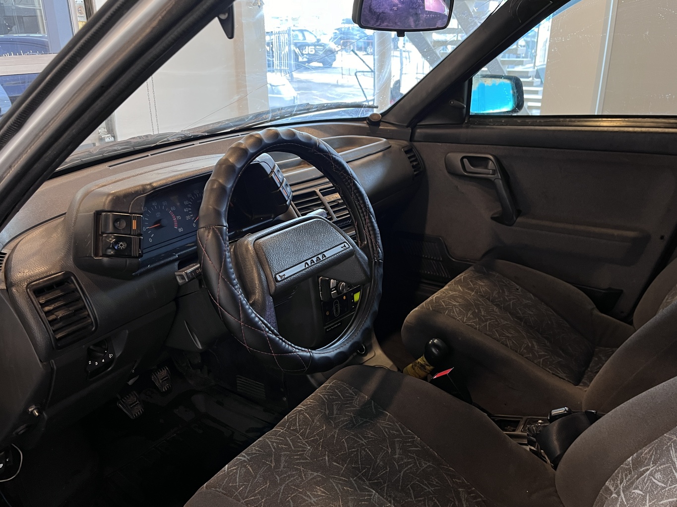 LADA 2112