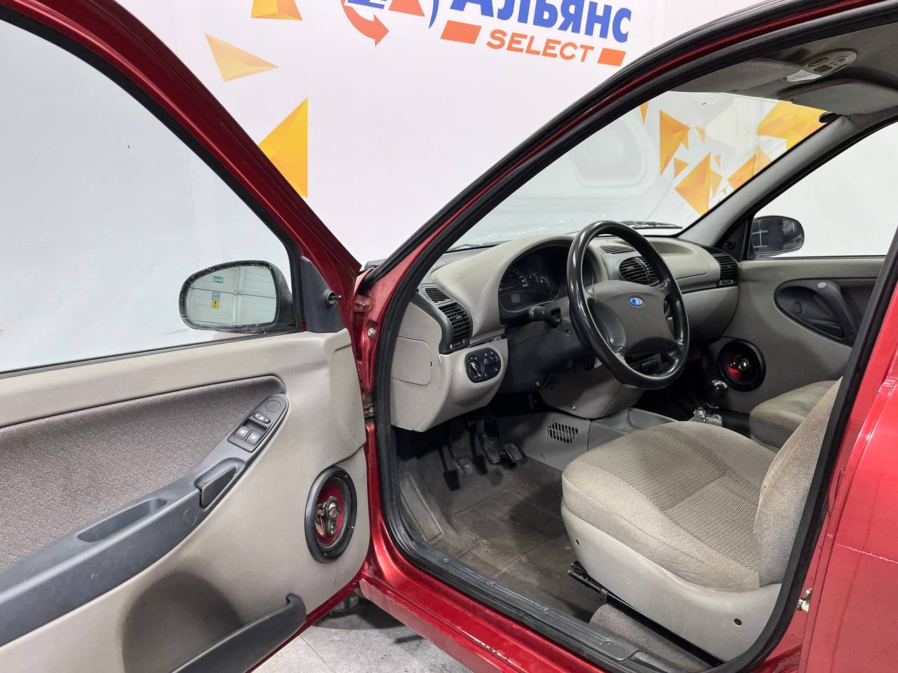 LADA KALINA
