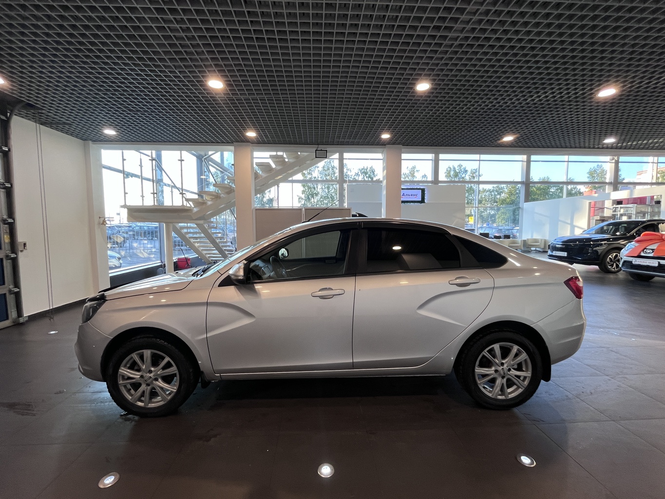 LADA VESTA