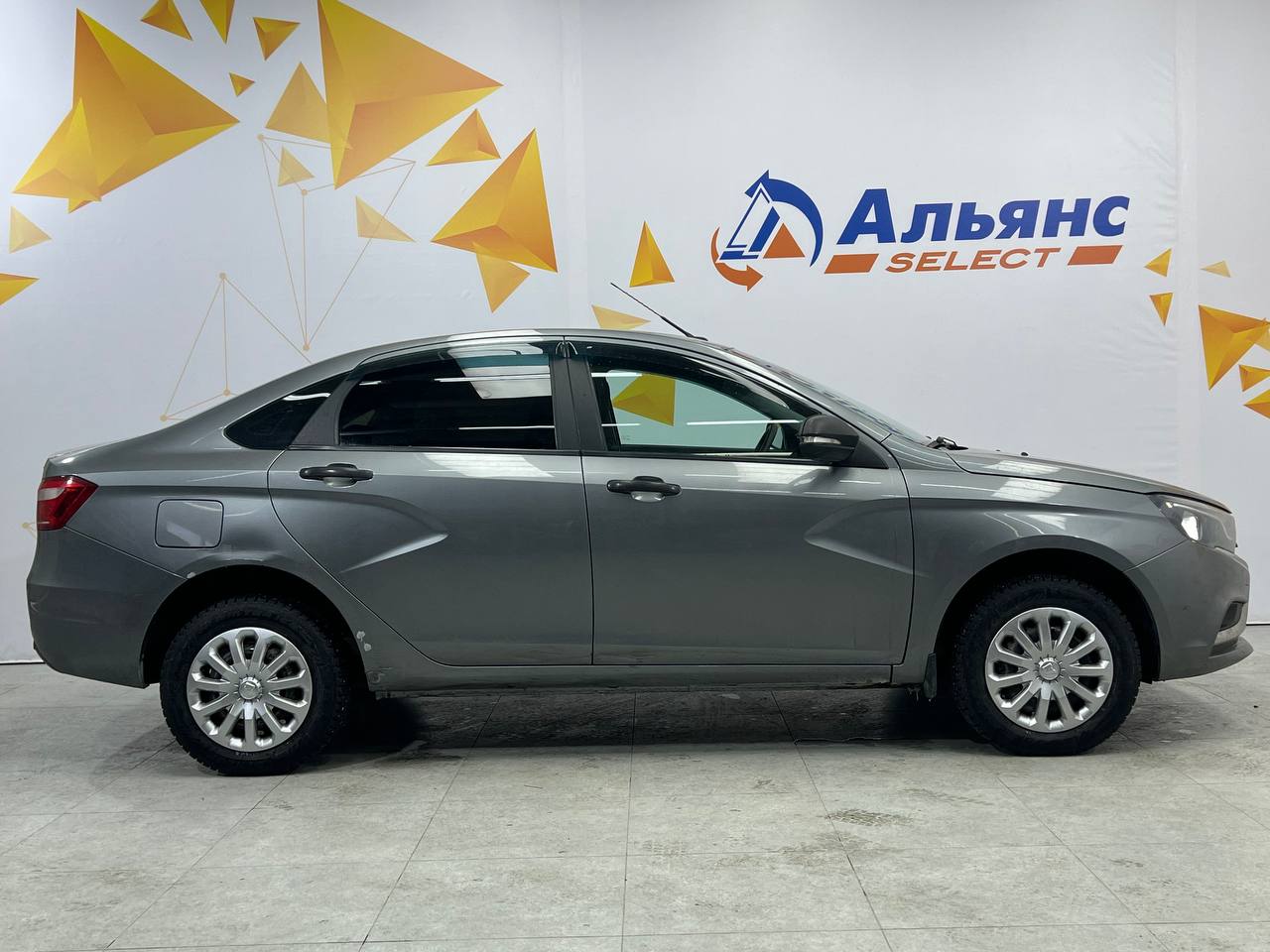 LADA VESTA