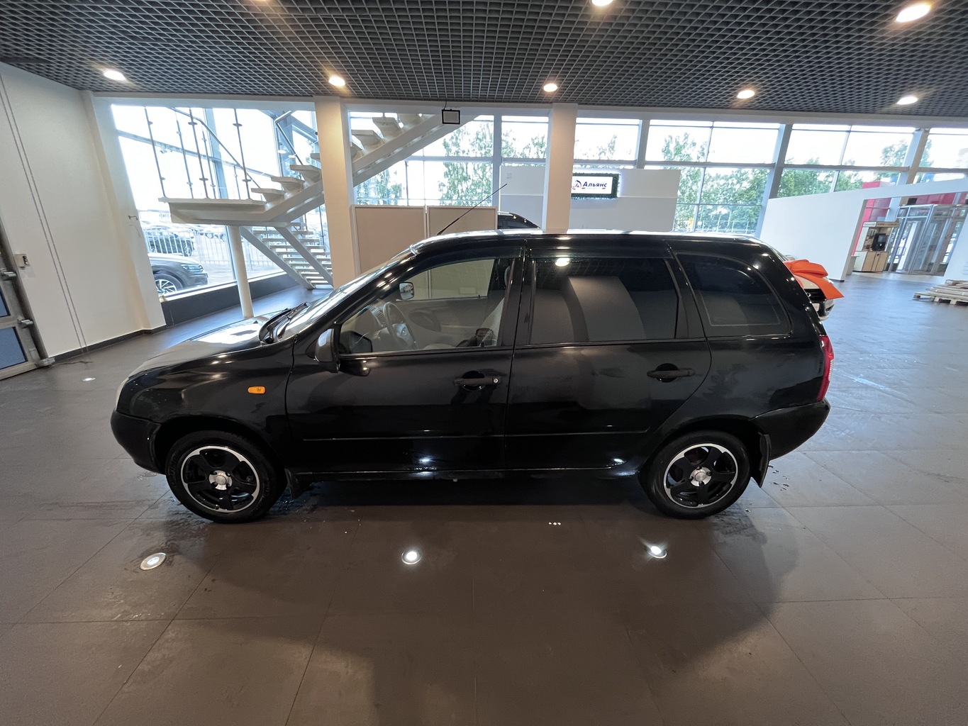 LADA KALINA