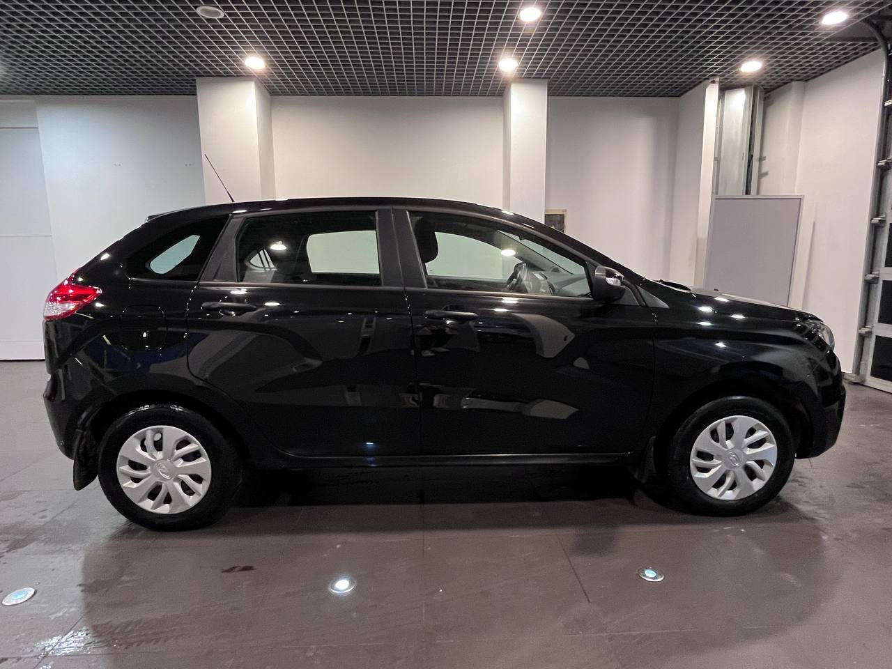 LADA XRAY