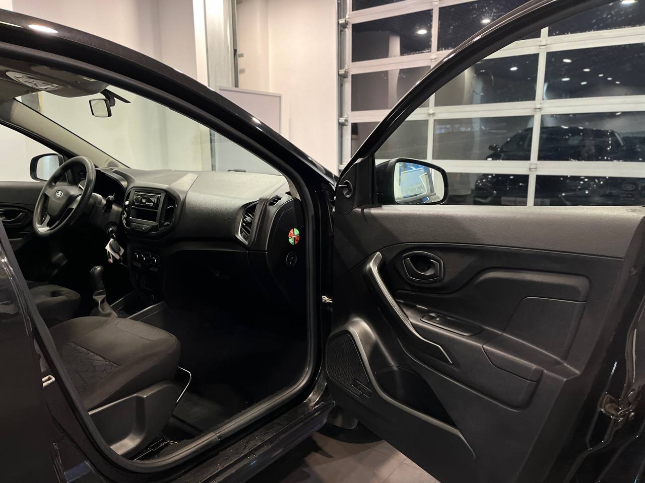 LADA XRAY