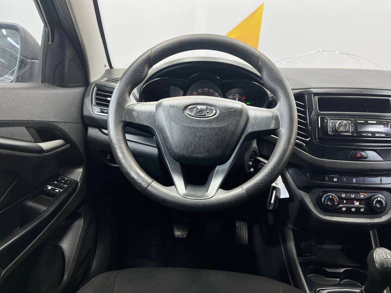 LADA VESTA