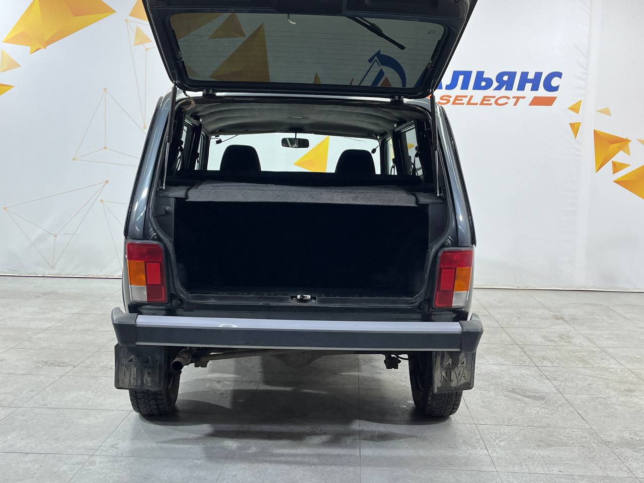 LADA 2131 (4X4)
