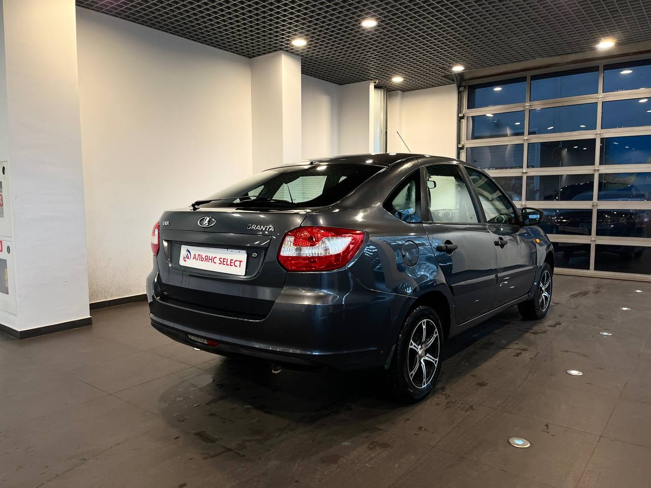 LADA GRANTA