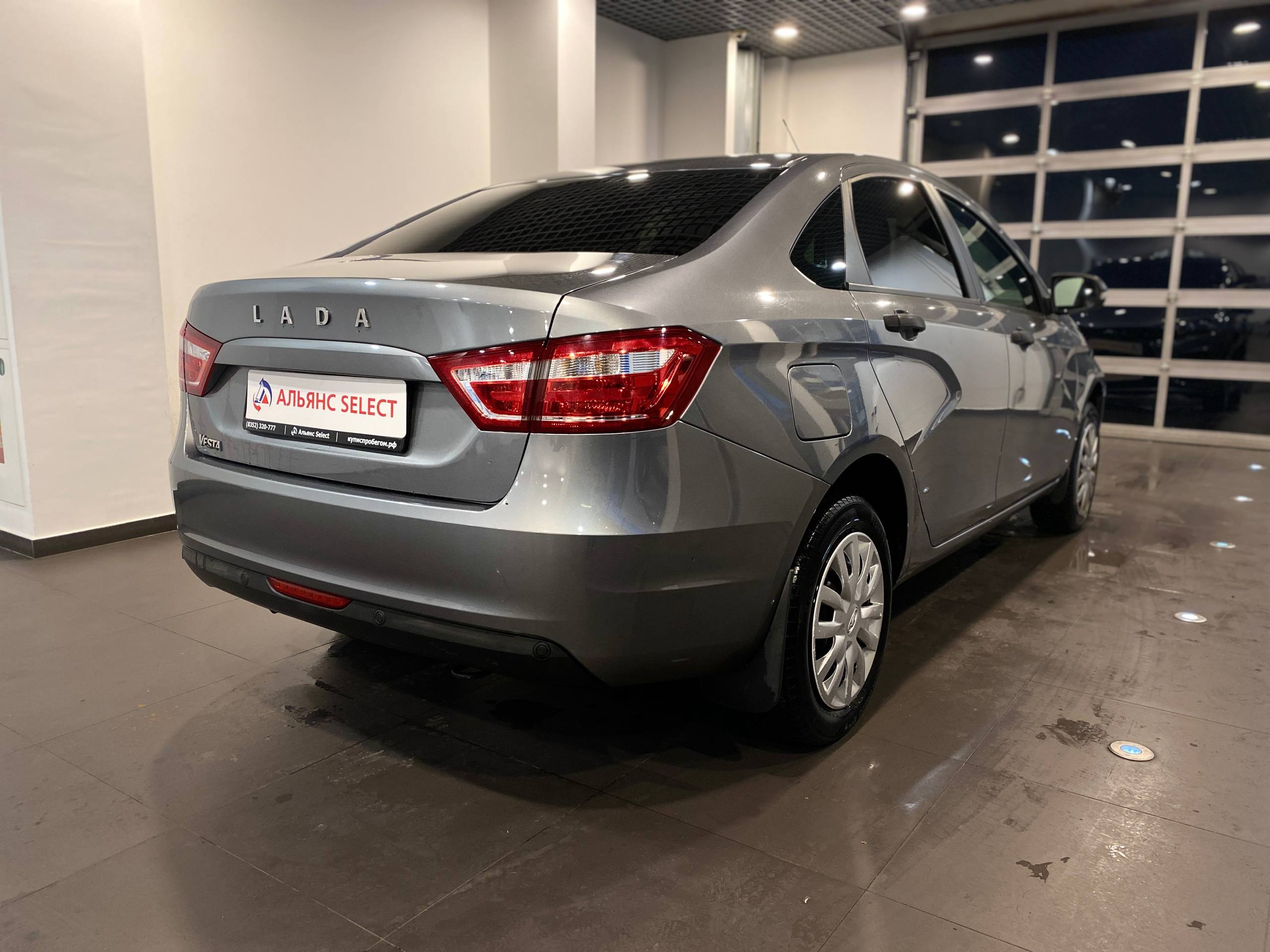 LADA VESTA