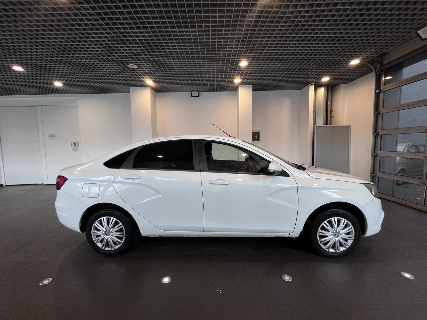 LADA VESTA