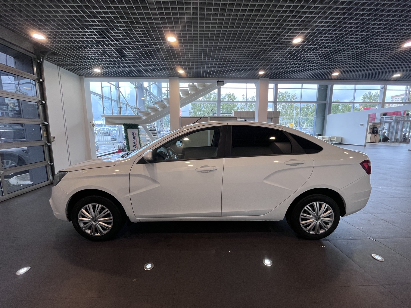 LADA VESTA